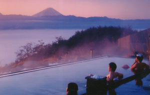 ほったらかし温泉からの夕暮れ