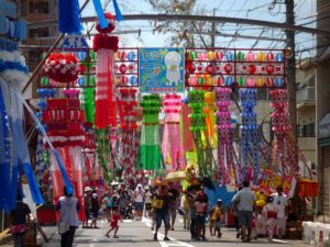 安城七夕祭り　竹飾りのストリート