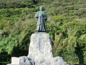 室戸岬の中岡慎太郎像