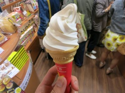 横浜大飯店の｢杏仁ソフトクリーム｣