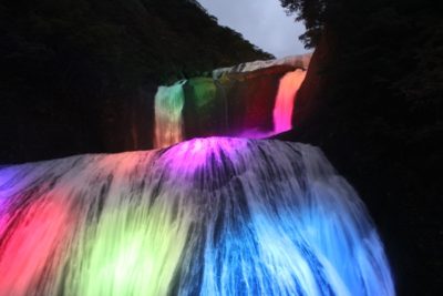 袋田の滝 真冬　ライトアップ