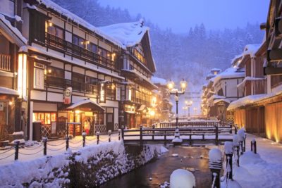 冬の銀山温泉