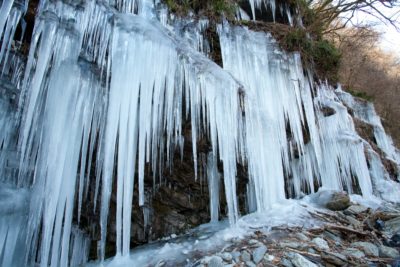 三十槌の氷柱